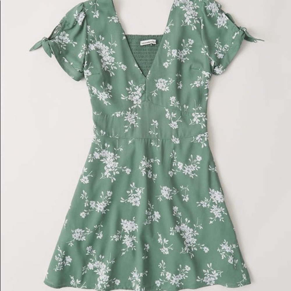 Abercrombie Green Floral Dress